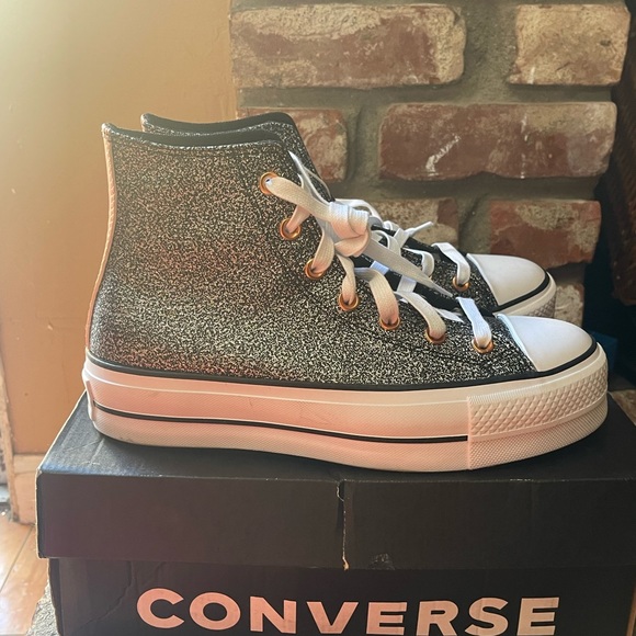 Converse - Picture 4 of 8